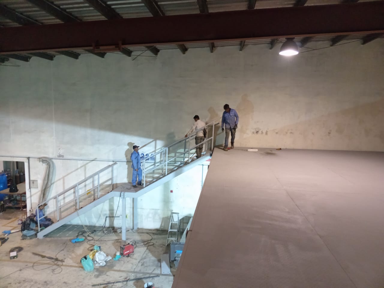 Mezzanine Floor Fabrication in UAE -Sharjah by Alshaheen steel