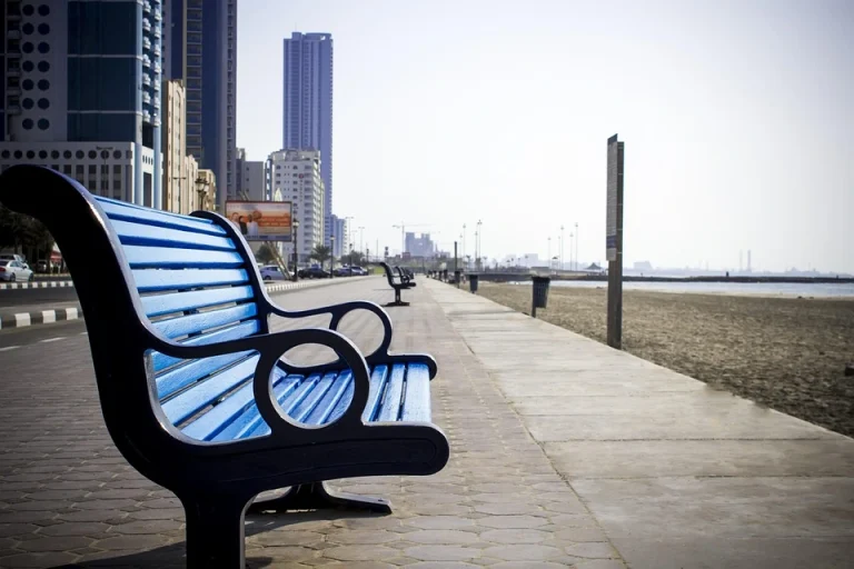 Steel furniture manufacturers in UAE, fabricating custom office and industrial furniture